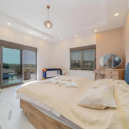 Luxury With Private Pool Close To Lara Beach Villa Antalya