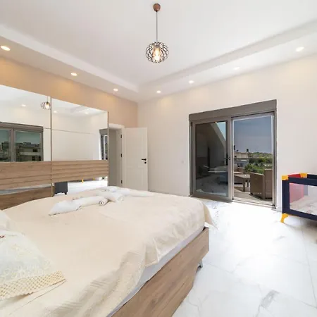 Villa Luxury With Private Pool Close To Lara Beach Antalya